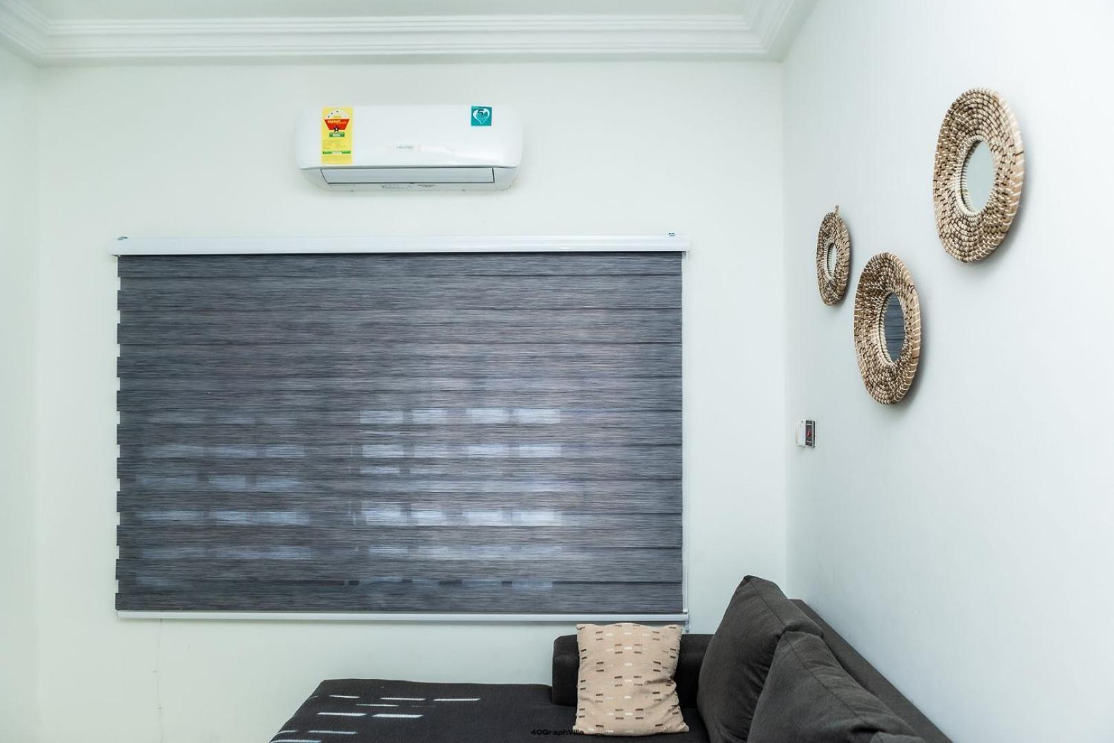 Stylish East Legon Apartment - Ac, Wi-Fi, Netflix Akra Dış mekan fotoğraf